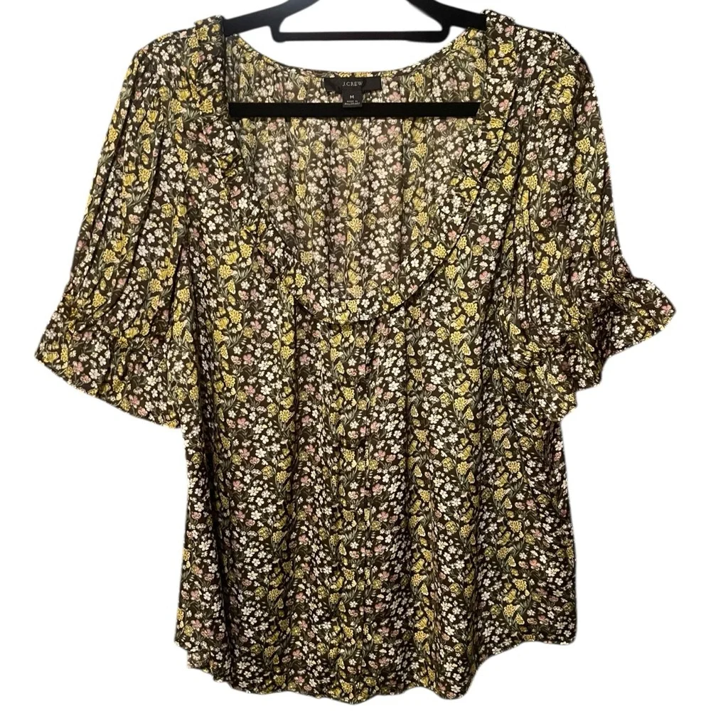 J.Crew Ruffle Featherweight Satin Scoop Neck Top in Floral Stripe‎ Cottagecore M
